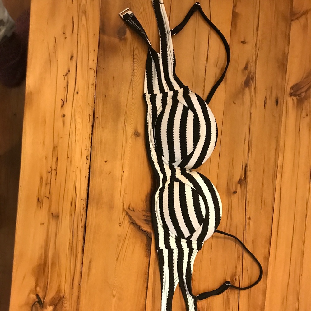 Xhilaration striped bikini top